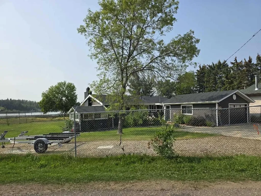 623 Lakeview Road Rural Athabasca County AB T0A0M0