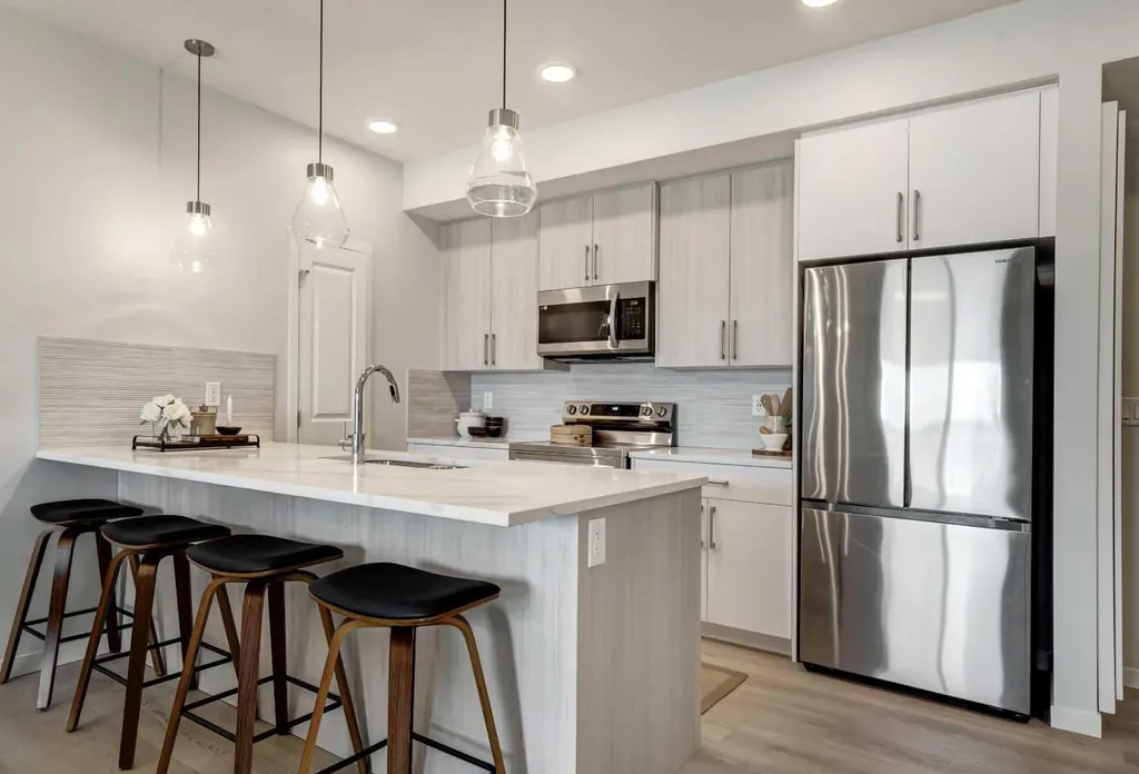 20295 Seton Way SE Calgary AB T3M 3Y9