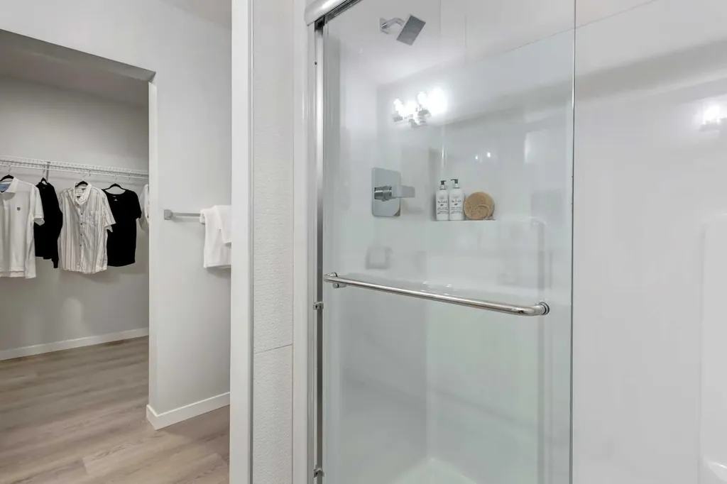 20295 Seton Way SE Calgary AB T3M 3Y9