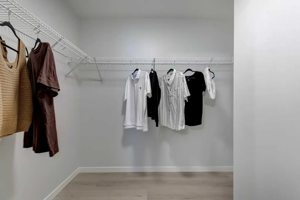 20295 Seton Way SE Calgary AB T3M 3Y9
