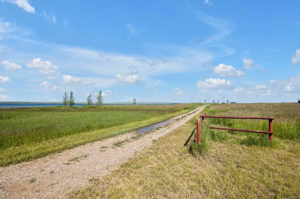 NE 19 18 21 W4 Rural Vulcan County AB T0L 1L0