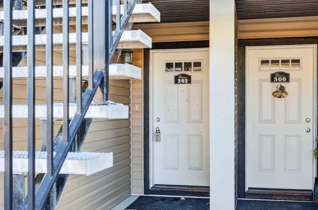 8 Bayside Place Strathmore AB T1P 0E1
