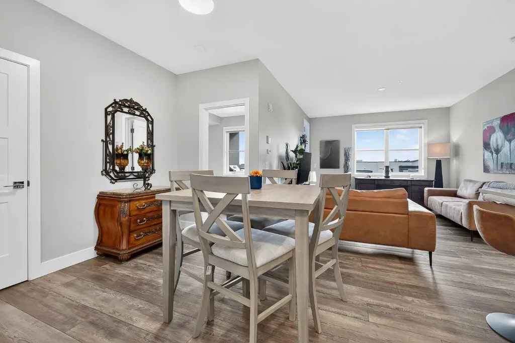 8355 19 Avenue SW Calgary AB T3H 6G3
