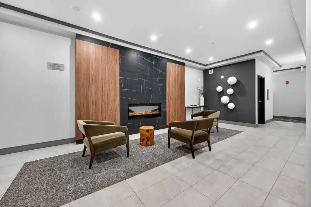 8355 19 Avenue SW Calgary AB T3H 6G3
