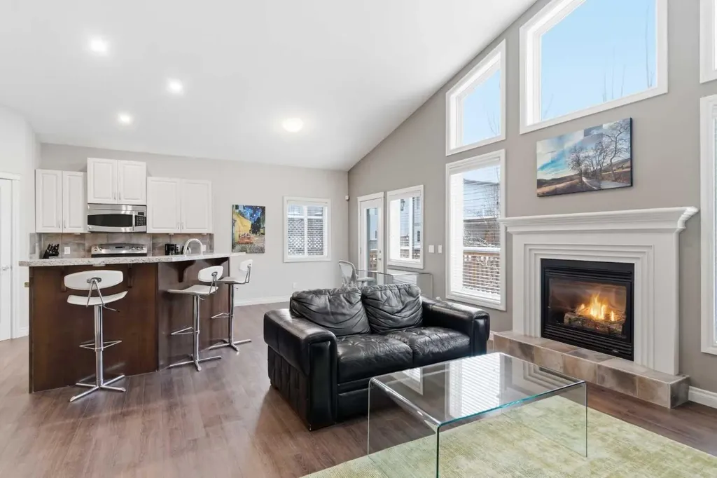 1151 Westmount Drive Strathmore AB T1P1Y6