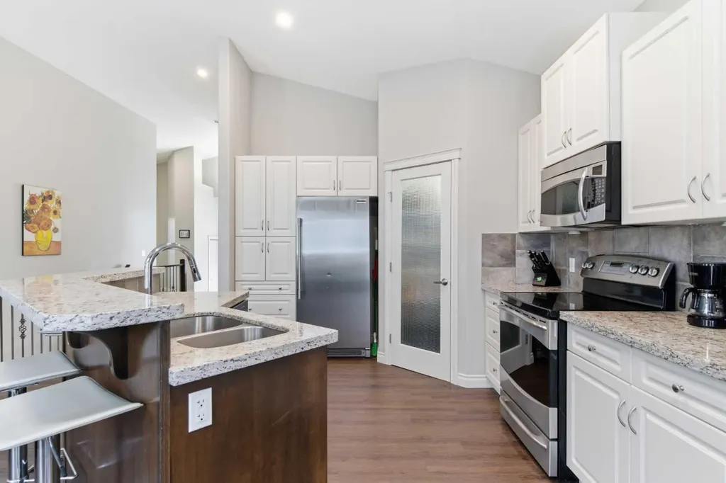 1151 Westmount Drive Strathmore AB T1P1Y6