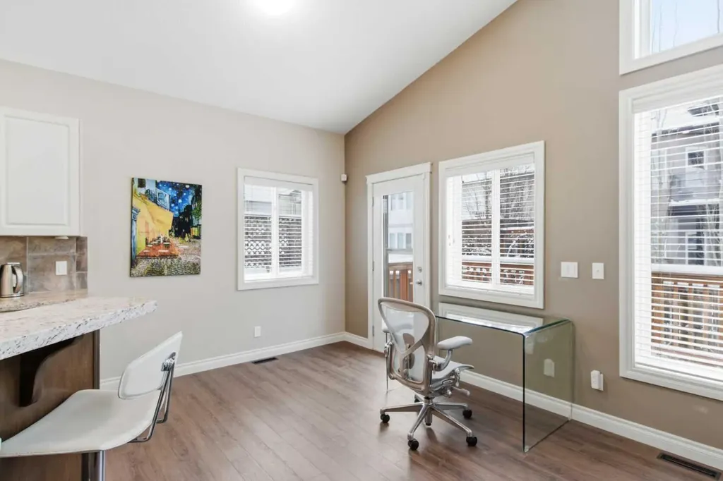 1151 Westmount Drive Strathmore AB T1P1Y6