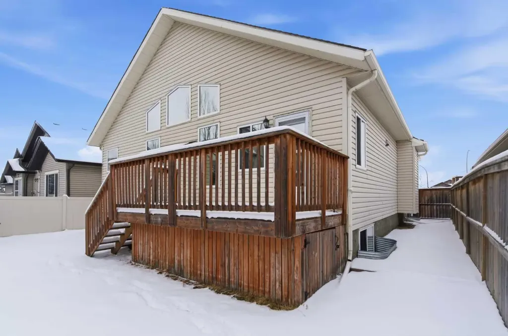 1151 Westmount Drive Strathmore AB T1P1Y6