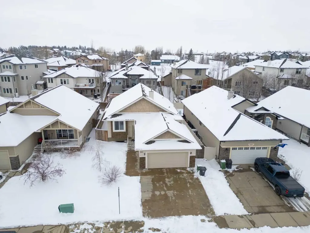 1151 Westmount Drive Strathmore AB T1P1Y6