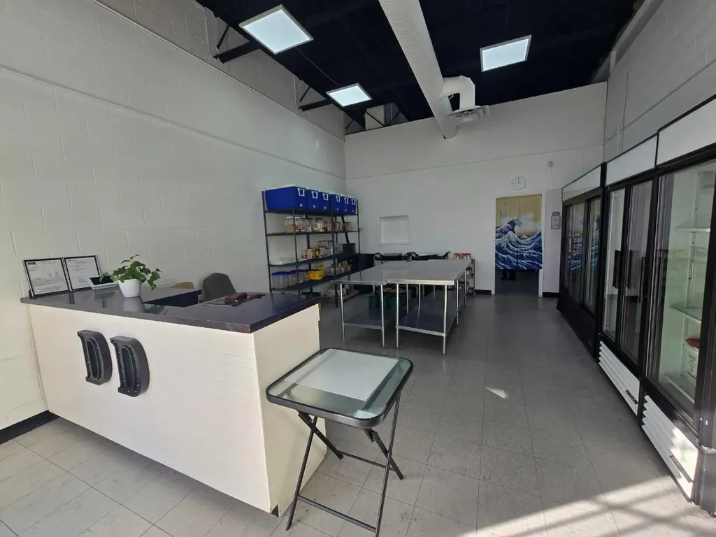 3132 26 Street NE Calgary AB T1Y6Z1