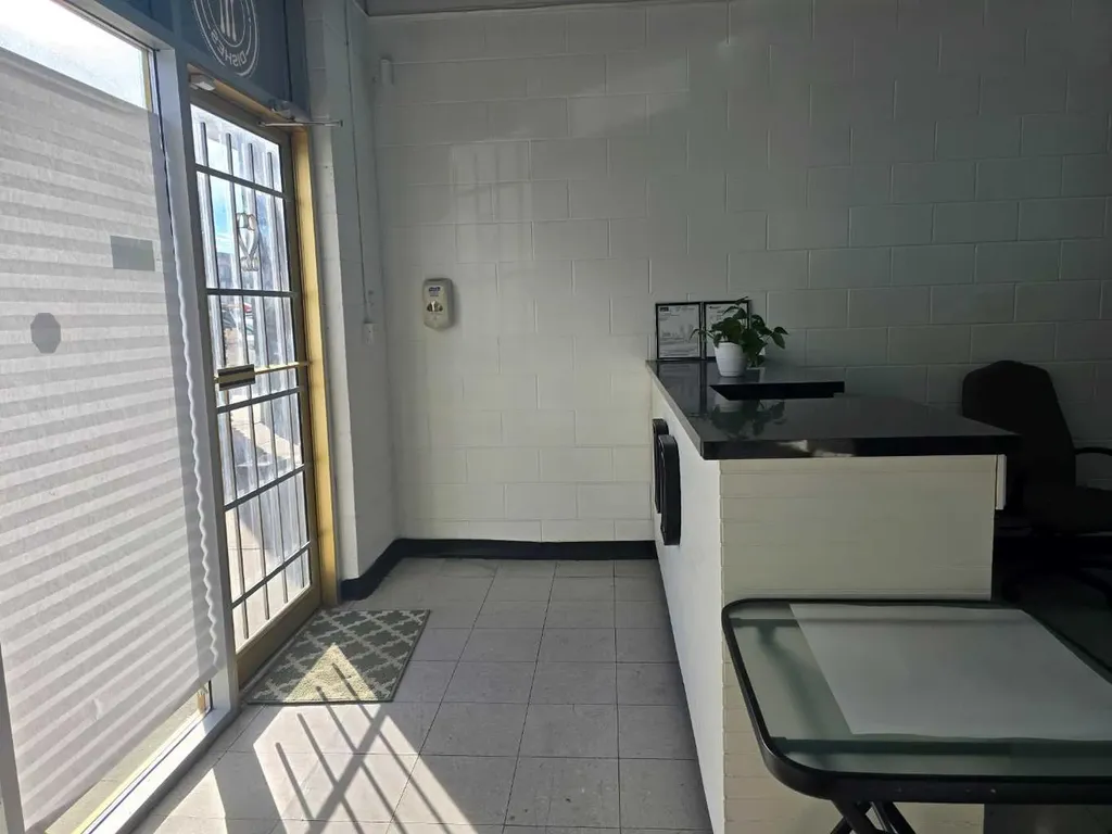 3132 26 Street NE Calgary AB T1Y6Z1