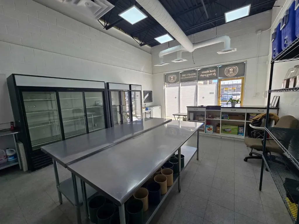 3132 26 Street NE Calgary AB T1Y6Z1