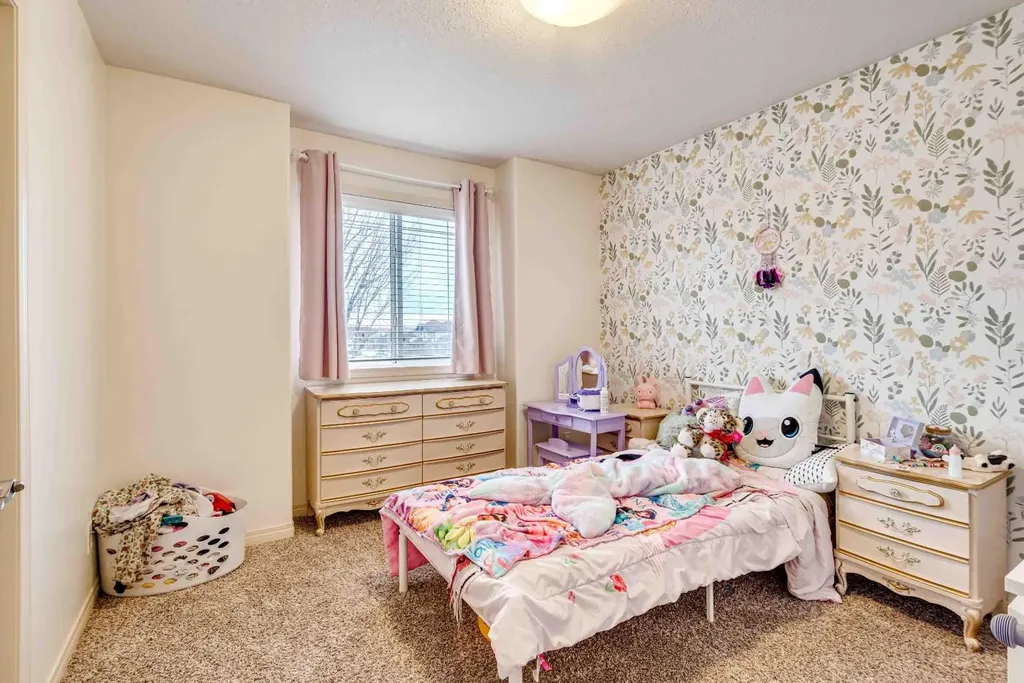 95 Inglewood Drive Red Deer AB T4R0B2