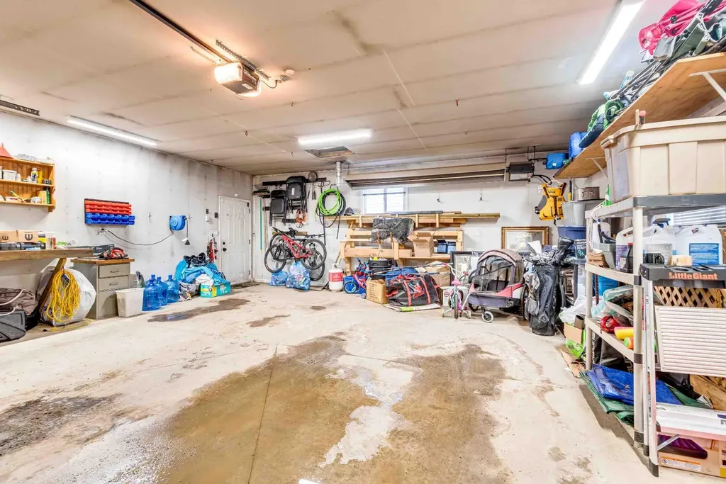 95 Inglewood Drive Red Deer AB T4R0B2