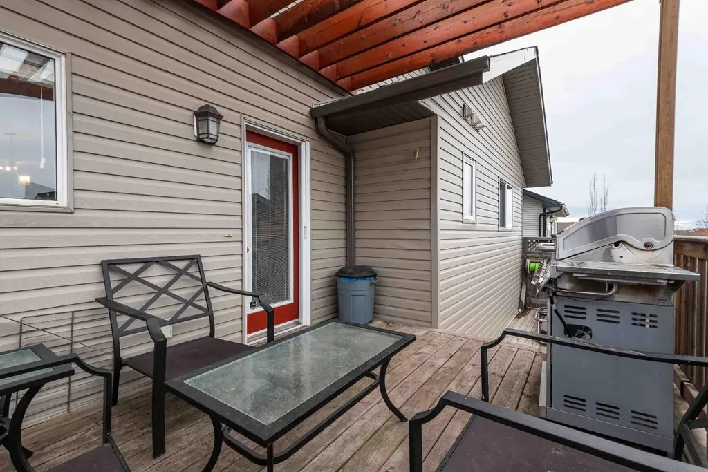 95 Inglewood Drive Red Deer AB T4R0B2