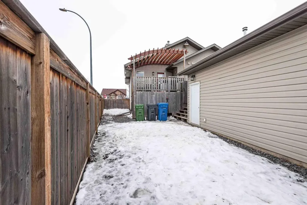 95 Inglewood Drive Red Deer AB T4R0B2