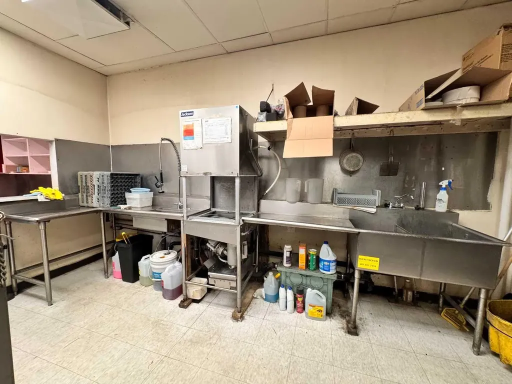 310 Centre Street SE Calgary AB T2P 0S4