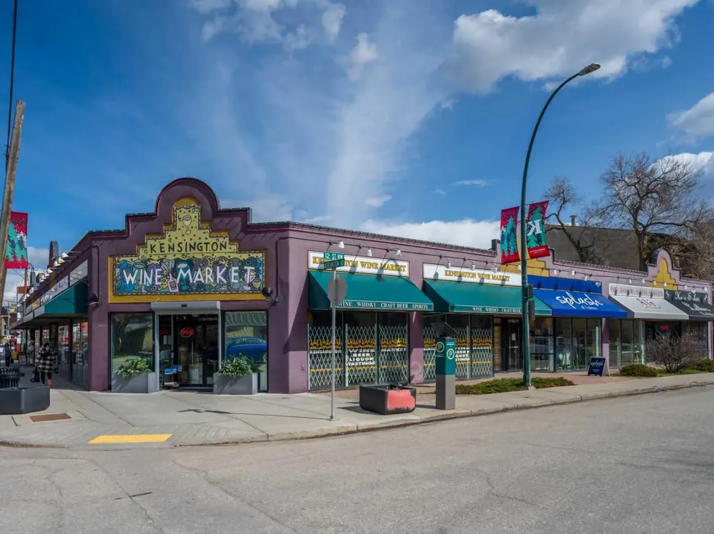 1407 Kensington Close NW Calgary AB T2N 3J9