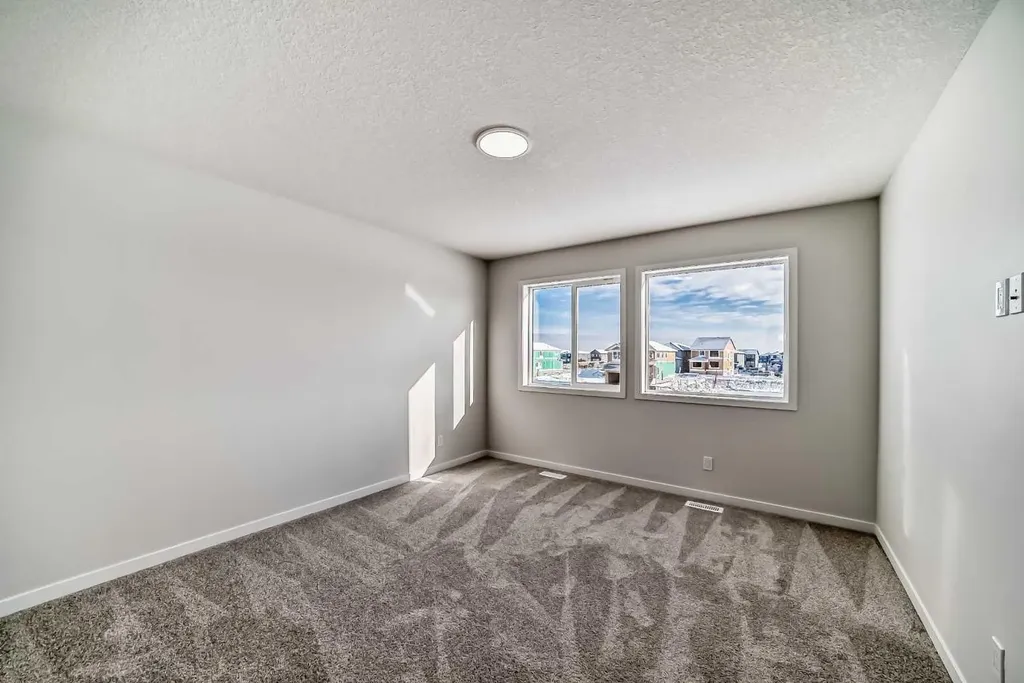 374 Corner Glen Way NE Calgary AB T3N 2P1