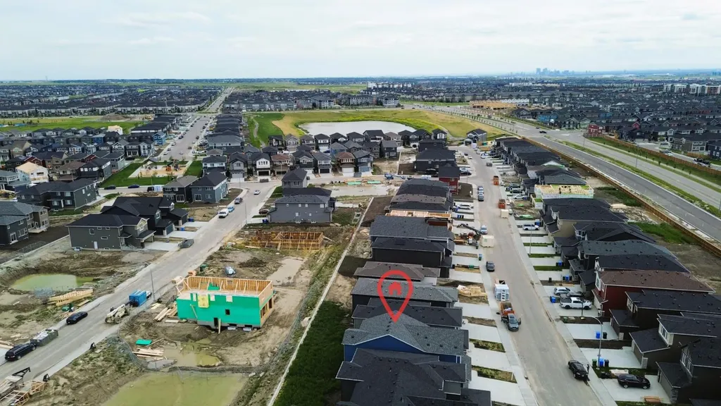 374 Corner Glen Way NE Calgary AB T3N 2P1