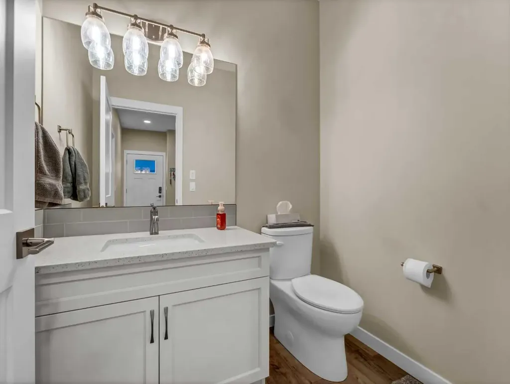222 Ranchlands Boulevard NE Medicine Hat AB T1C0E3