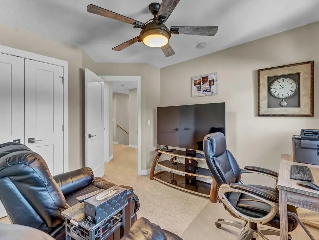 222 Ranchlands Boulevard NE Medicine Hat AB T1C0E3