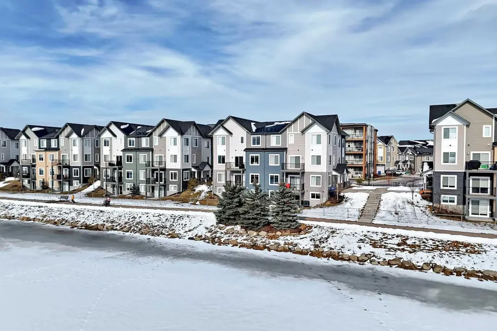 294 Canals Crossing SW Airdrie AB T4B 4L3