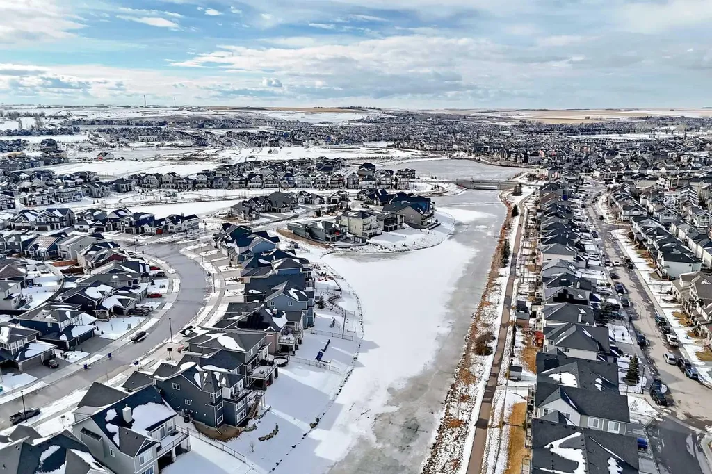 294 Canals Crossing SW Airdrie AB T4B 4L3