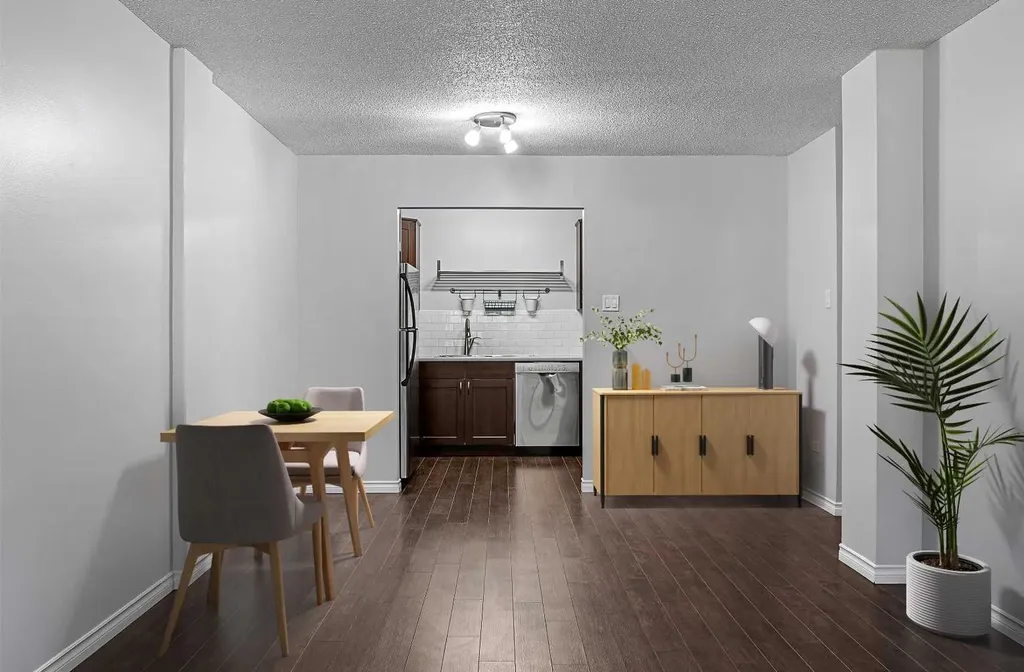 1620 8 Avenue NW Calgary AB T2N 1C4