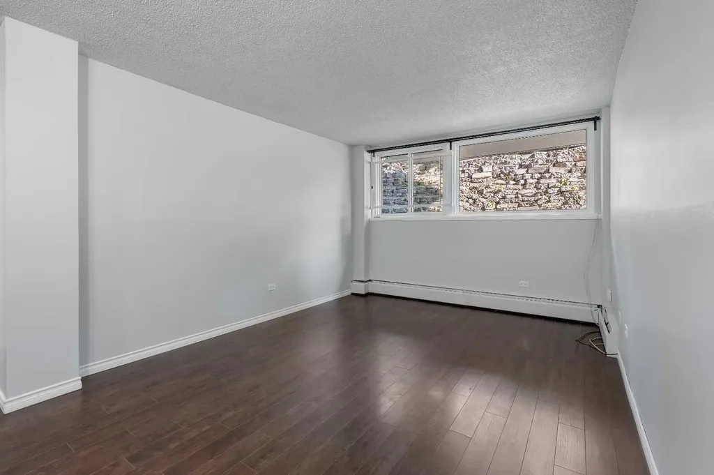 1620 8 Avenue NW Calgary AB T2N 1C4