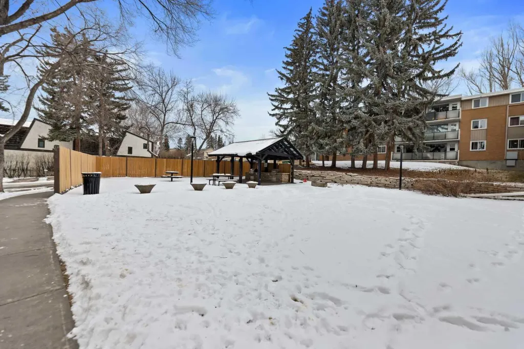 1620 8 Avenue NW Calgary AB T2N 1C4