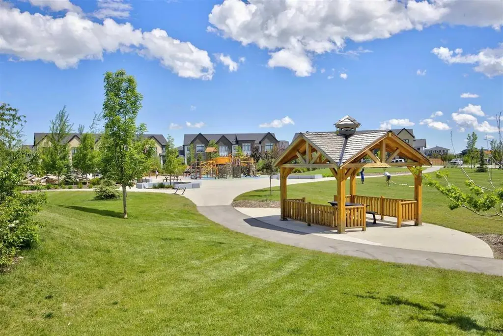 26 Harbour Way Rural Rocky View County AB T3Z 0K1