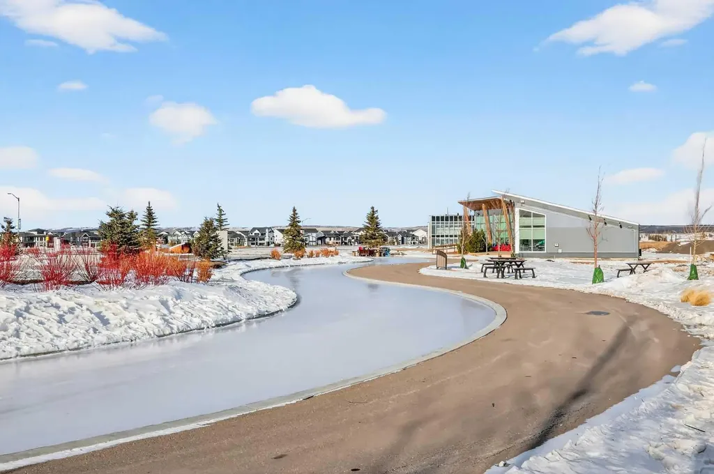 26 Harbour Way Rural Rocky View County AB T3Z 0K1