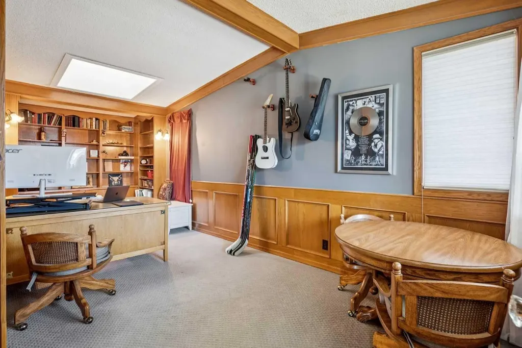 228 Crescent Road NW Calgary AB T2M 4A3