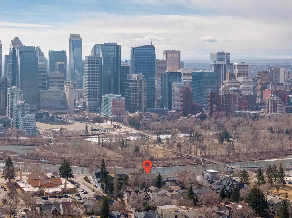 228 Crescent Road NW Calgary AB T2M 4A3