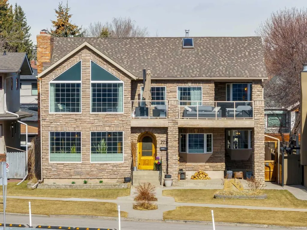 228 Crescent Road NW Calgary AB T2M 4A3