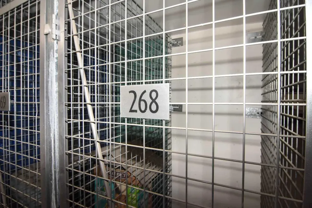 30 Brentwood Common NW Calgary AB T2L 2J9