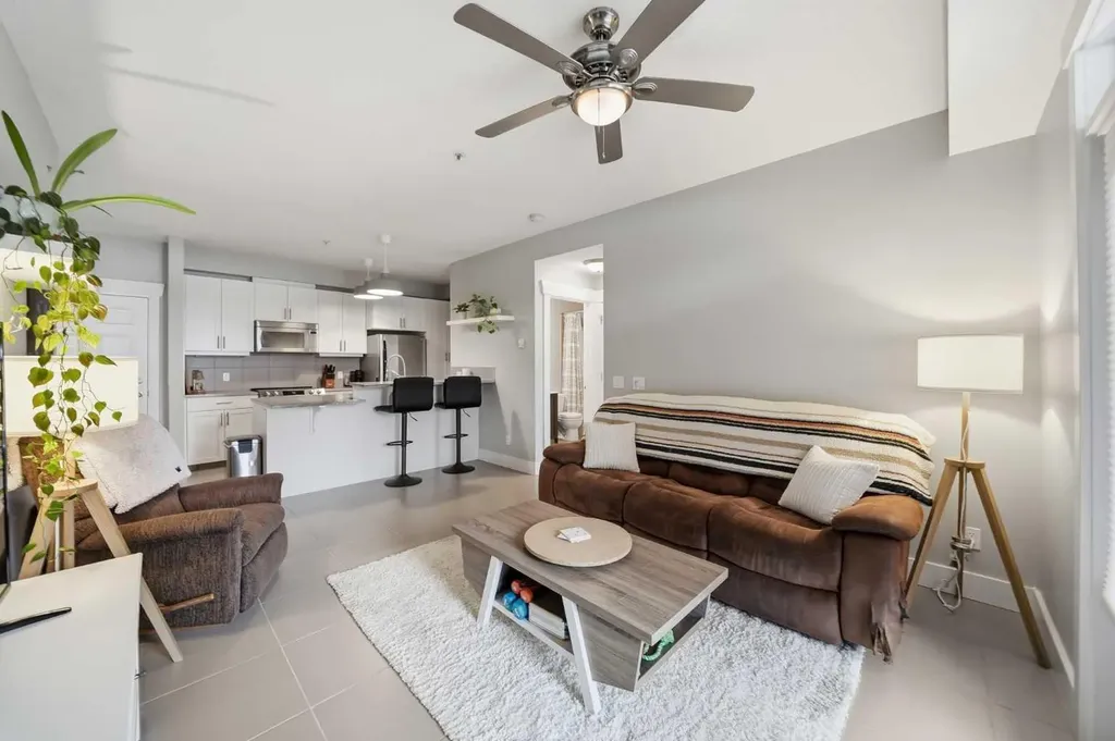 201 20 Avenue NE Calgary AB T2E 1R1
