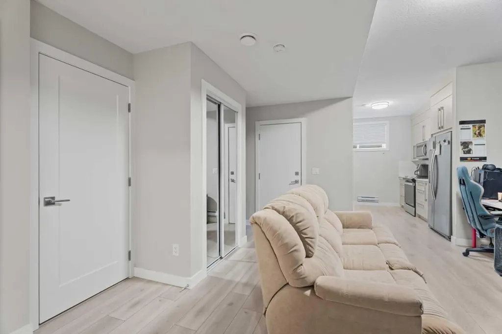 17 Creekstone Drive SW Calgary AB T2X 4Y2