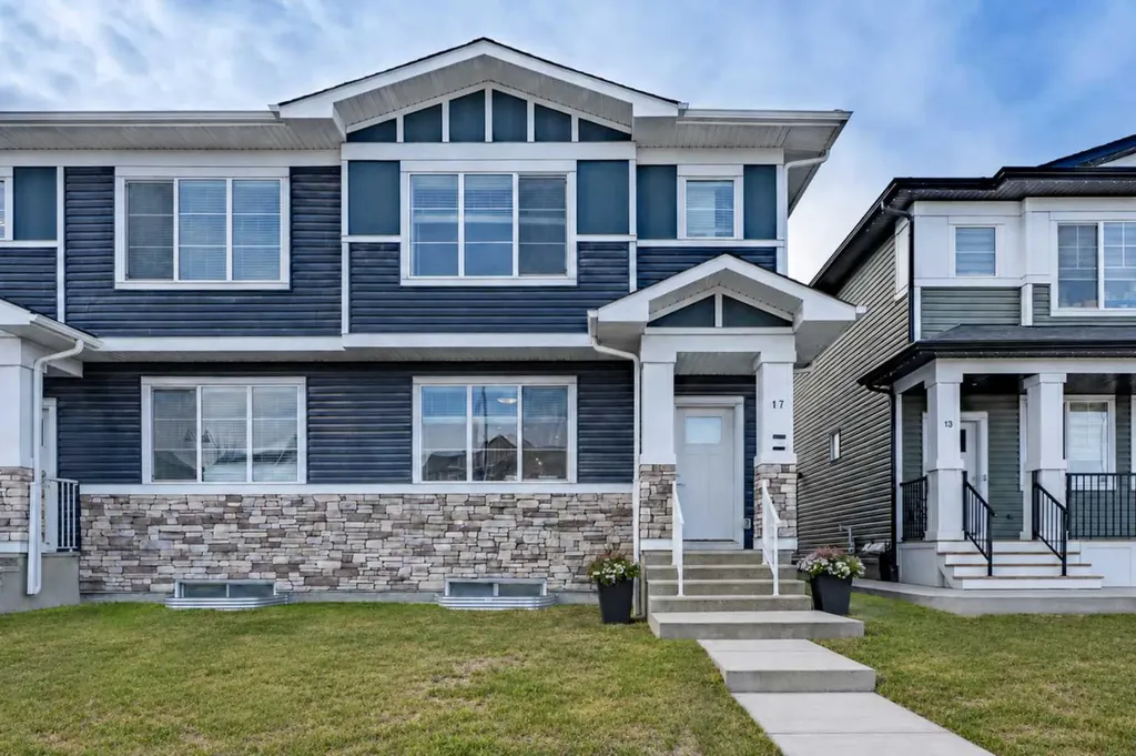 17 Creekstone Drive SW Calgary AB T2X 4Y2