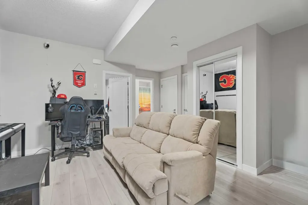 17 Creekstone Drive SW Calgary AB T2X 4Y2