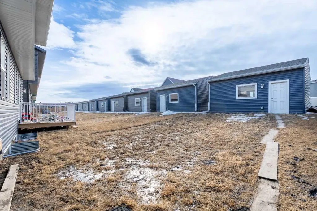 17 Creekstone Drive SW Calgary AB T2X 4Y2