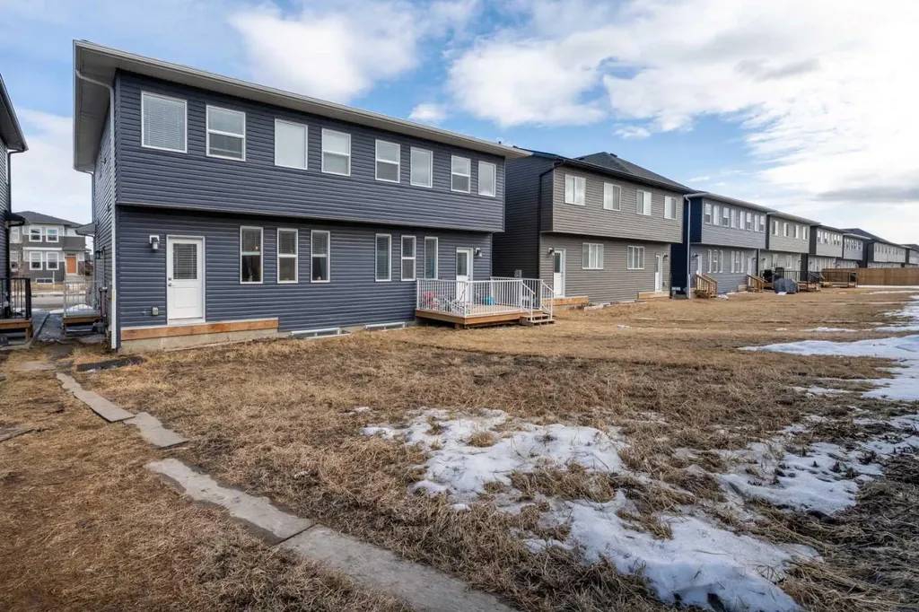 17 Creekstone Drive SW Calgary AB T2X 4Y2