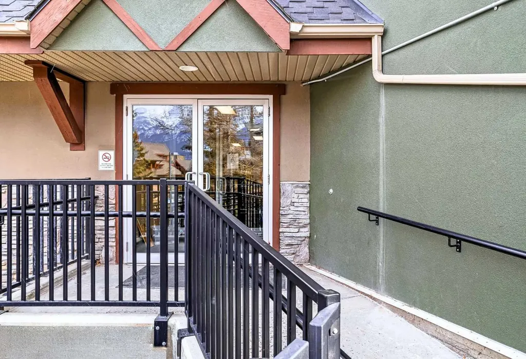 180 Kananaskis Way Canmore AB T1W 3C6