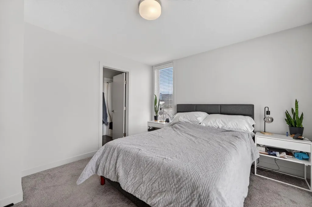 403 Bow Grove NW Calgary AB T3B 6E8