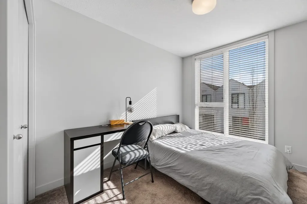 403 Bow Grove NW Calgary AB T3B 6E8
