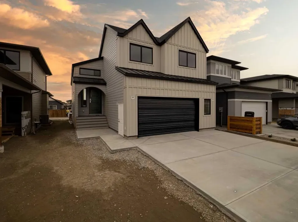 681 Devonia Road W Lethbridge AB T1J 5W3