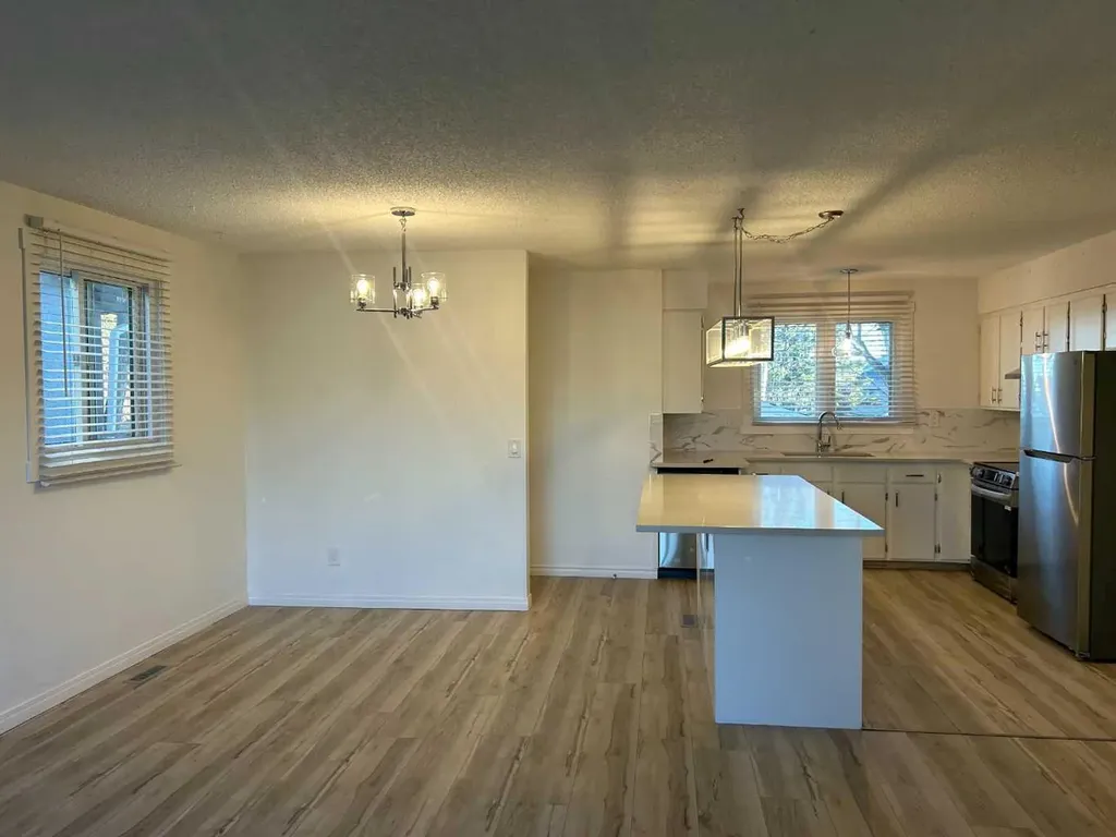 23 Marbank Way NE Calgary AB T2A 4A2