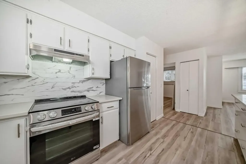 23 Marbank Way NE Calgary AB T2A 4A2