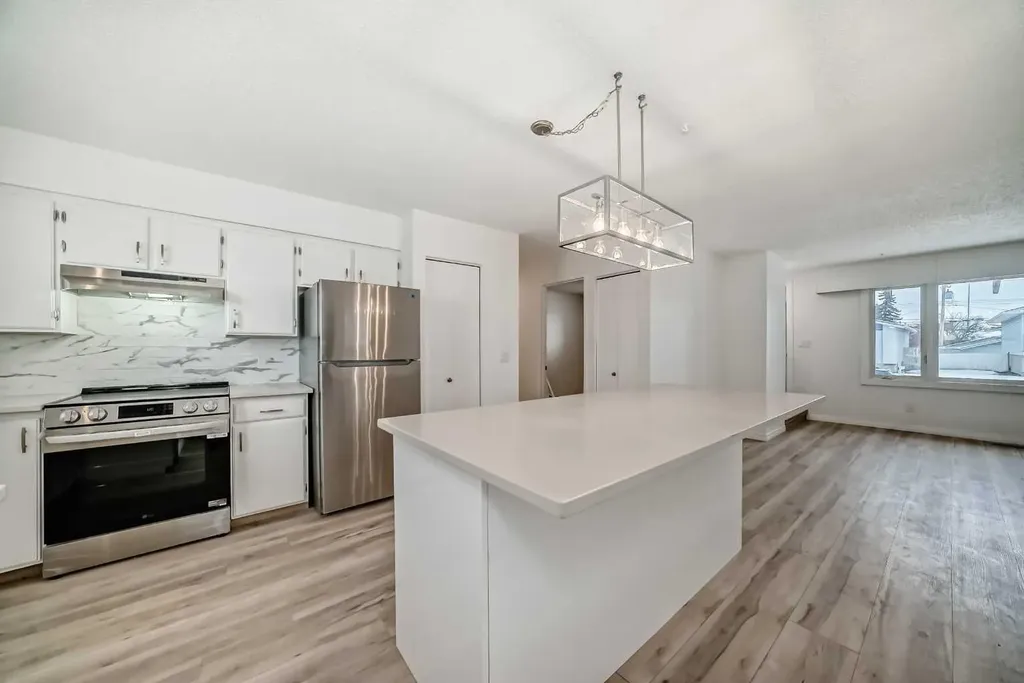23 Marbank Way NE Calgary AB T2A 4A2